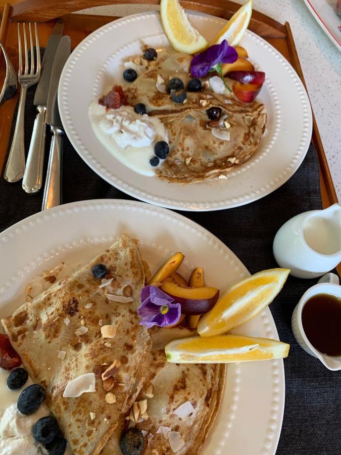Browns Boutique Bed And Breakfast Whanganui Exteriör bild